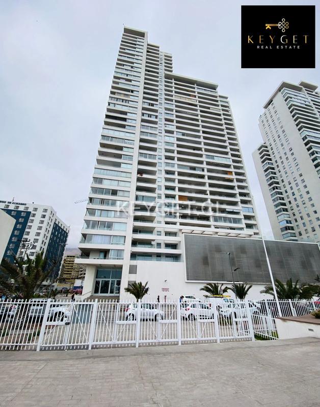 Departamento amoblado de 90 m² en piso alto de Playa Brava, Iquique — imagen 2 de 12